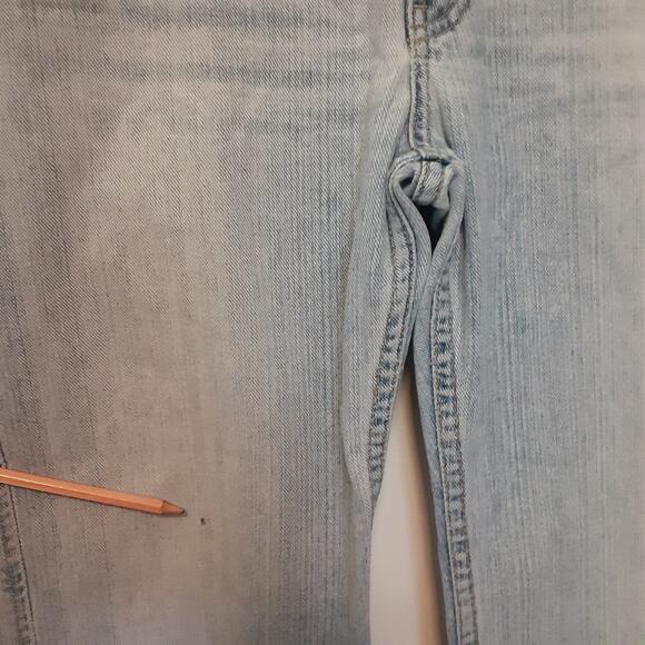 BKE Buckle Denim Jeans Harbor Capri Regular Size 30 Distressed Blue - Picture 3 of 14